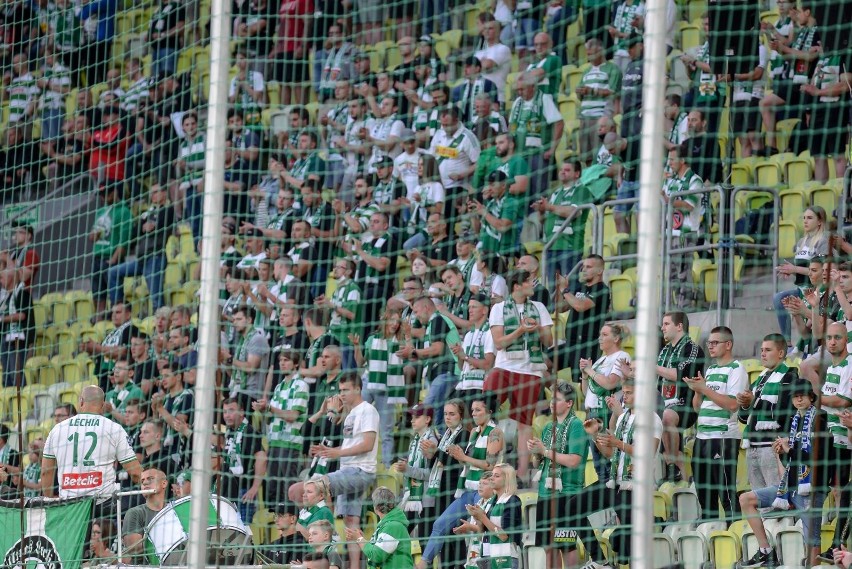 Lechia zrobiła szpaler dla Legii. W meczu straszne nudy!