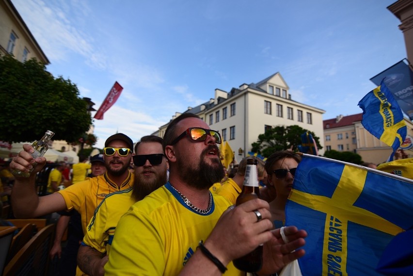 Euro U21 w Lublinie. Kibice Szwecji i Słowacji w drodze na mecz [ZDJĘCIA]