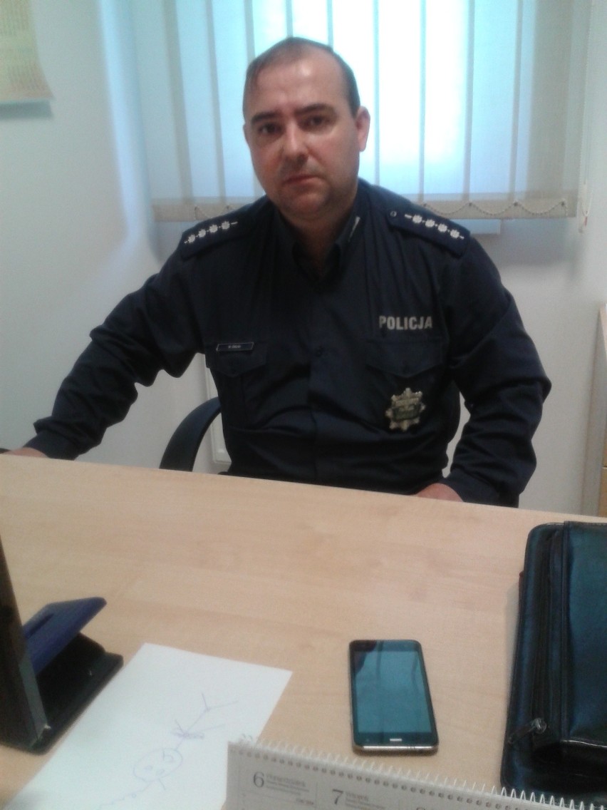 asp. szt.  Marek  GNIŁKA - Komisariat  Policji  w...