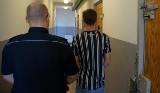 Racibórz. Rzucił się na 19-latka i chciał ukraść mu portfel. Zaatakowany nastolatek obronił się, a napastnika zatrzymała policja