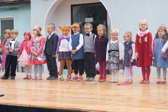 Szkoła Podstawowa w Kamnicy zorganizowała rodzinny festyn z okazji Dnia Dziecka. Było mnóstwo atrakcji.