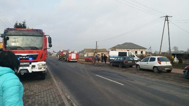 Szczegółowe okoliczności i przyczyny tego zdarzenia będą wyjaśniać policjanci.