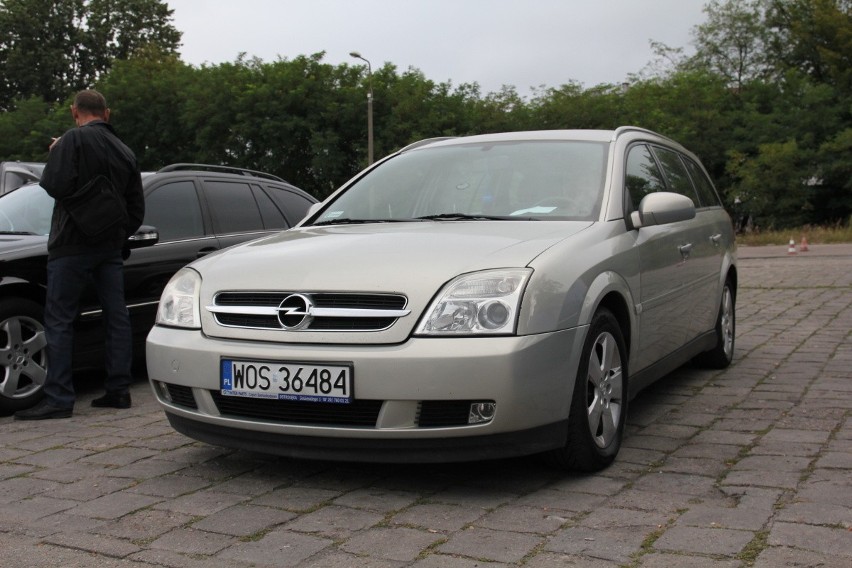 Opel Vectra, rok 2005, 1,9 diesel, 10 000 zł
