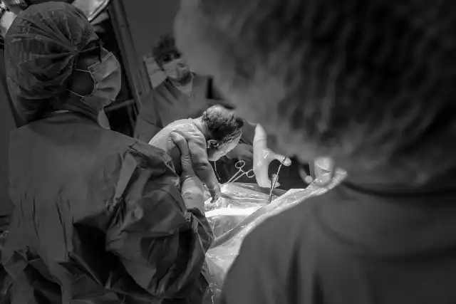 W sandomierskim szpitalu za darmo można mieć fotoreportaż z porodu. To niezwykła pamiątka na całe życie