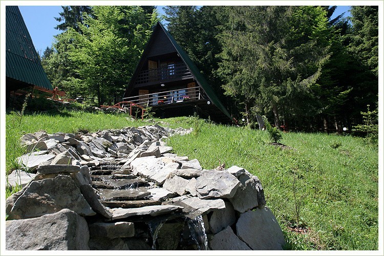 Domki letniskowe w Beskidach: Domki nad jeziorem i w górach