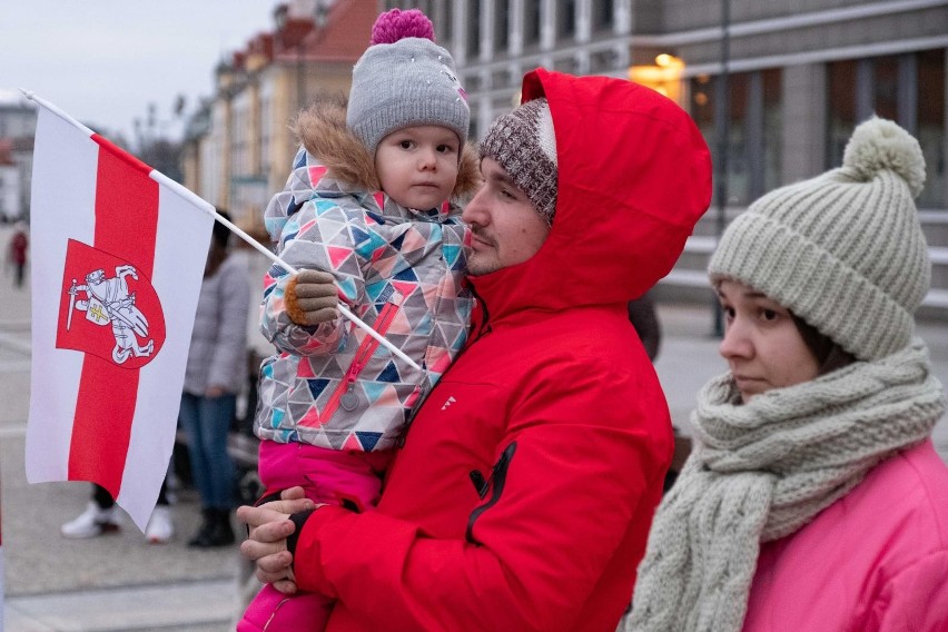 Manifestacja solidarności z Ukraińcami na Rynku Kościuszki w...