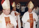 Tak 25 lat temu ksiądz Marian Florczyk przyjął święcenia biskupie w kościele świętego Józefa Robotnika w Kielcach. Wyjątkowe zdjęcia i wideo