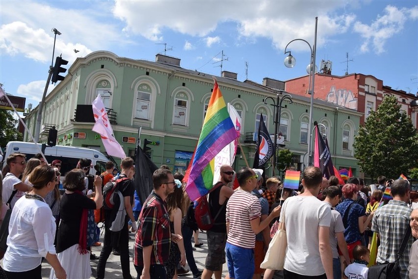 I Marsz Równości w Częstochowie. Były próby jego...