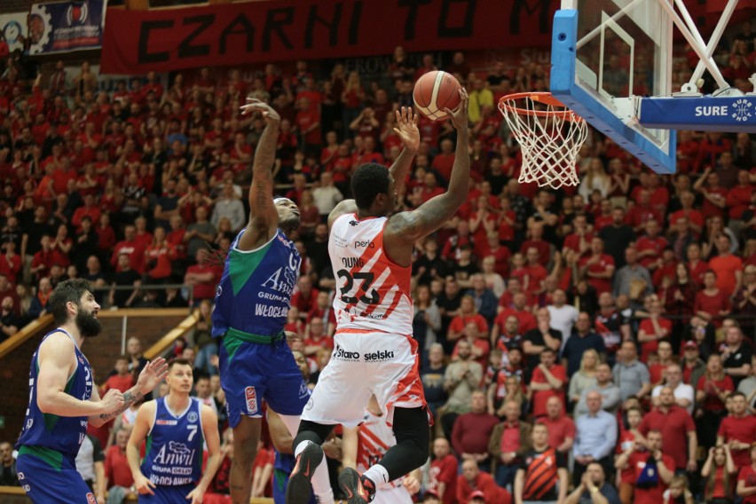 Grupa Sierleccy Czarni Słupsk - Anwil Włocławek 76:91. Czarni kończą sezon na czwartym miejscu