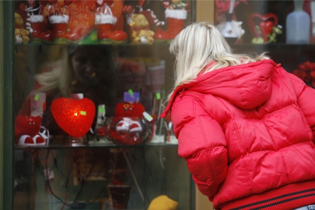 Szukasz pomysłu na prezent na walentynki dla niego? Sprawdź pomysły na prezent na walentynki dla faceta.