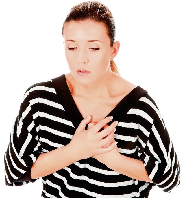 Niemiarowe bicie serca może być zarówno skutkiem stresujak i symptomem arytmii