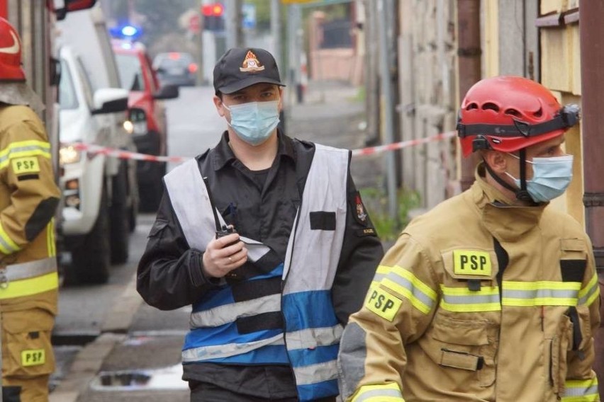 Katastrofa budowlana w Kaliszu. W jednej z kamienic na ulicy Stawiszyńskiej zawalił się strop