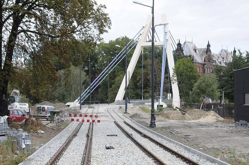 W czwartek otwarcie linii tramwajowej do dworca PKP w Bydgoszczy. Jak wyglądała jej budowa? [zdjęcia]