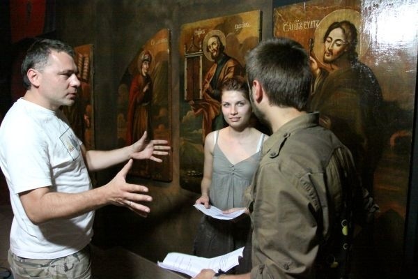 Marek Włodzimirow kręci film "Nieproszeńcy" w Muzeum Ikon.