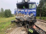 Tragedia na przejeździe kolejowym. Ciężarówka wjechała pod pociąg do Wrocławia