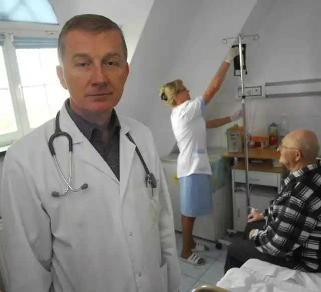 Dr Dariusz Woszczyk: - W tej chwili mamy 23 pacjentów i 18 miejsc.