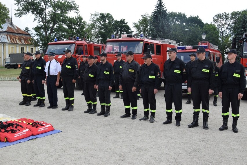 Strażacy ochotnicy z gminy Końskie z nowym sprzętem do ratownictwa