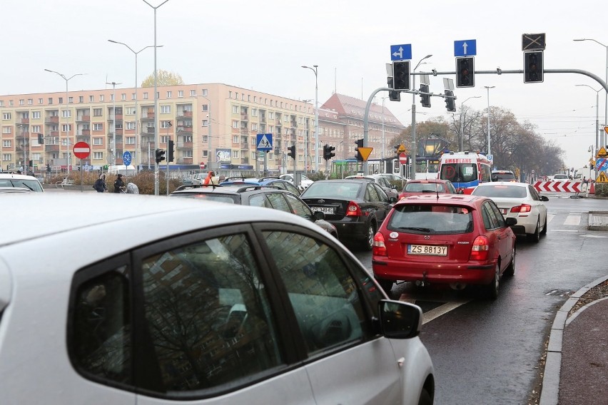 Wyłączono sygnalizację w centrum Szczecina. Są utrudnienia