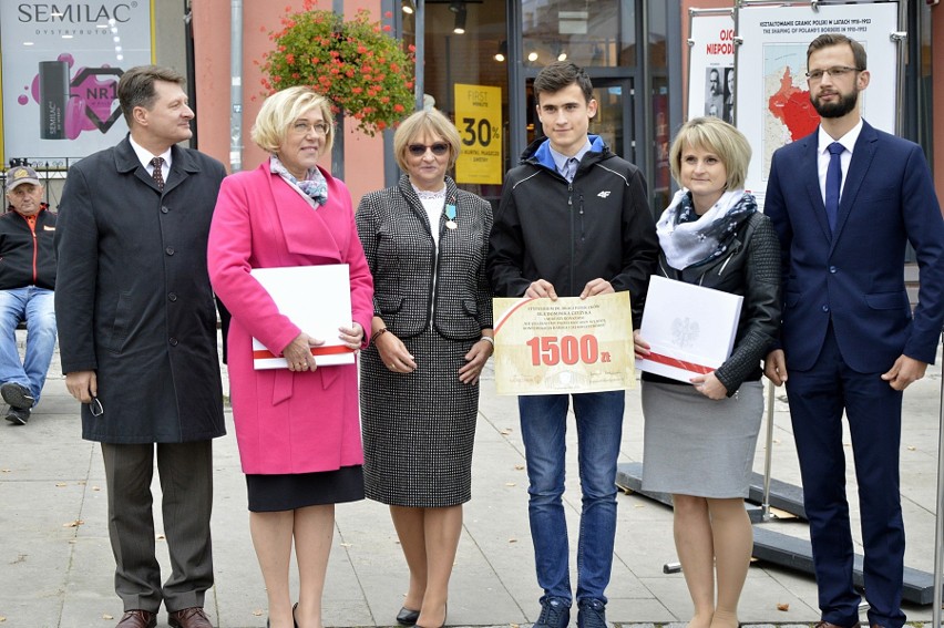 Gorlice. Muzyką i wspomnieniami zaczęliśmy świętować odzyskanie niepodległości [ZDJĘCIA]