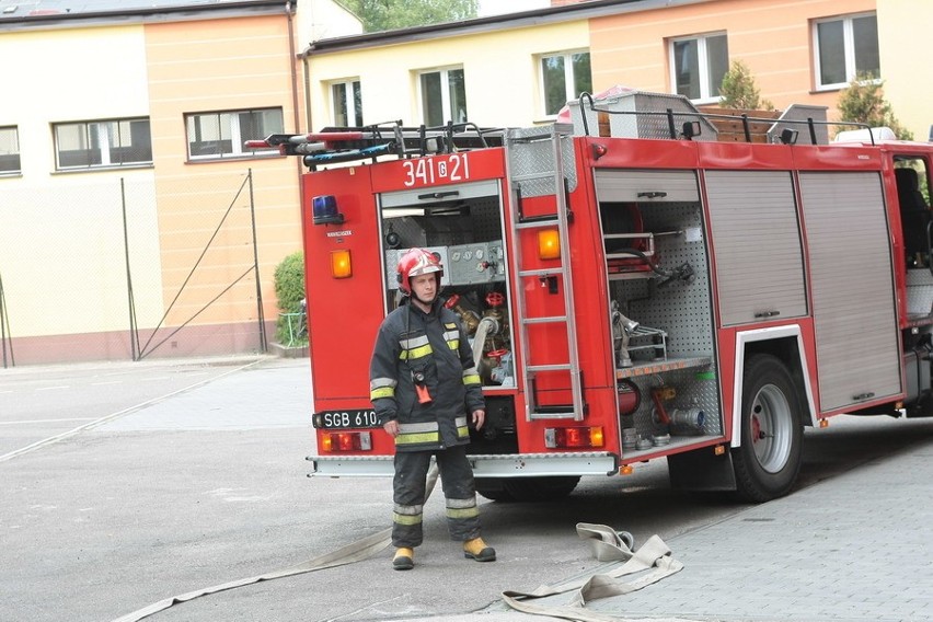 Ćwiczenia Straży Pożarnej w SP 2