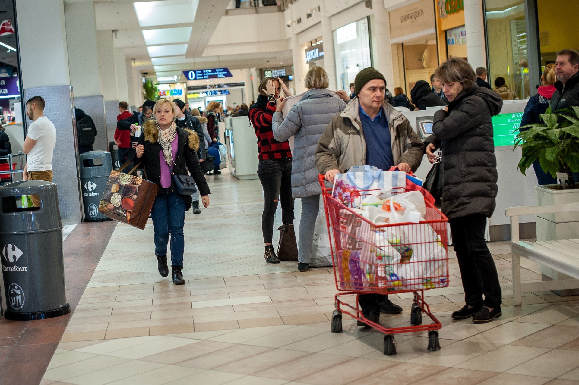 Jak otwarte sklepy w Wigilię 24 grudnia 2018? [GODZINY OTWARCIA - Żabka,  Freshmarket, Biedronka, Lidl, Auchan, Tesco] | Gazeta Pomorska