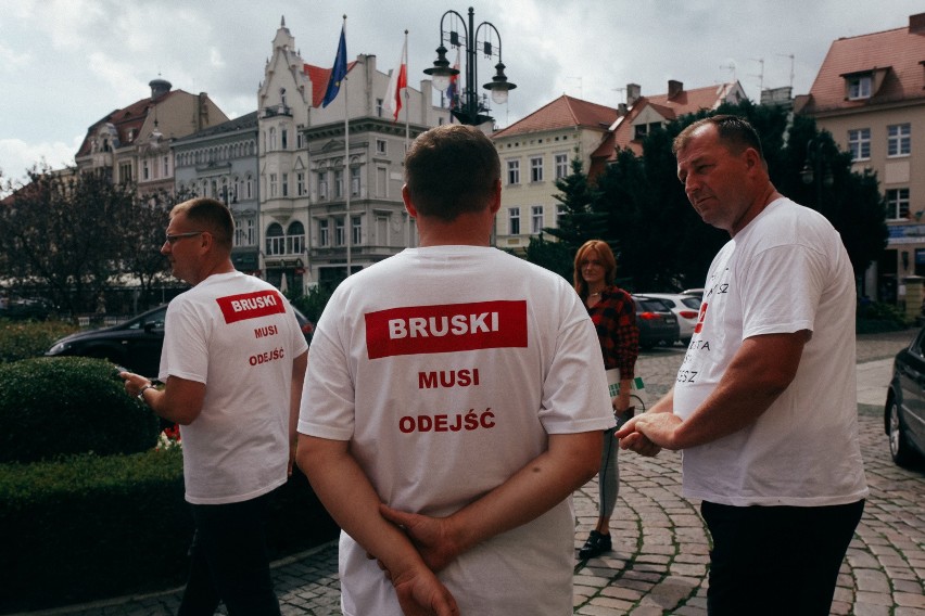 Bogdan Dzakanowski i Marcin Sypniewski poinformowali, że od...