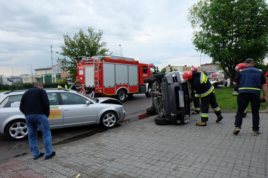 Wypadek na Octowej w Białymstoku. Kia zderzyła się z audi