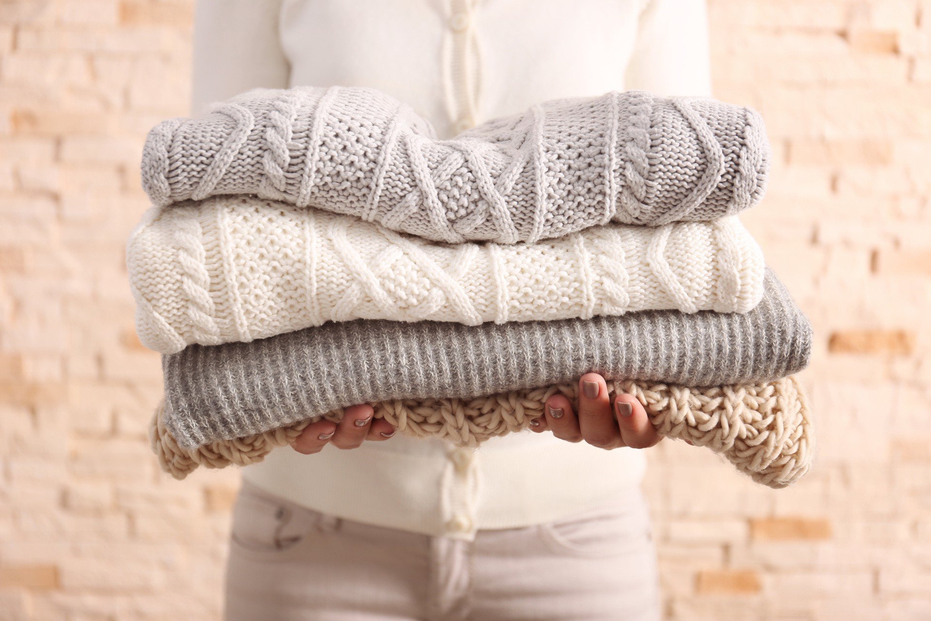 Kaszmir – jak go prać? Jak dbać o kaszmirowy sweter, by zachował swój  piękny wygląd? Poznaj sprawdzone sposoby! | RegioDom