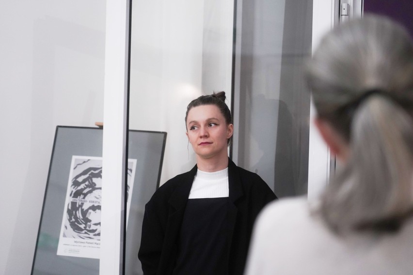 Wernisaż ciekawej wystawy Pameli Mączyńskiej „Amaterasu – kobieta, zjawisko, moda” w Resursie Obywatelskiej w Radomiu