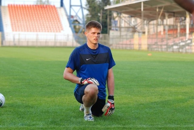 Dominik Dyk na treningu KSZO Ostrowiec.