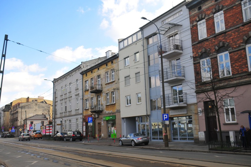 Kraków. Zwierzyniec psują fatalne, wysokie nadbudowy i upychane bloki