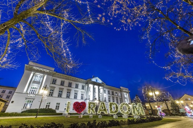 Ozdoby świąteczne w Radomiu mogą podobać się mieszkańcom.