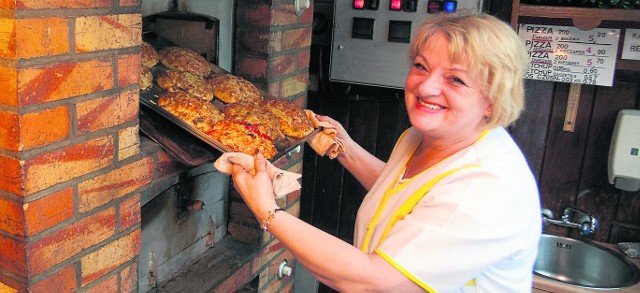 Słupskie PSS Społem, które bierze udział w naszym plebiscycie Nasze Dobre z Pomorza, zgłosiło najstarszą słupską pizzerię w barze Poranek