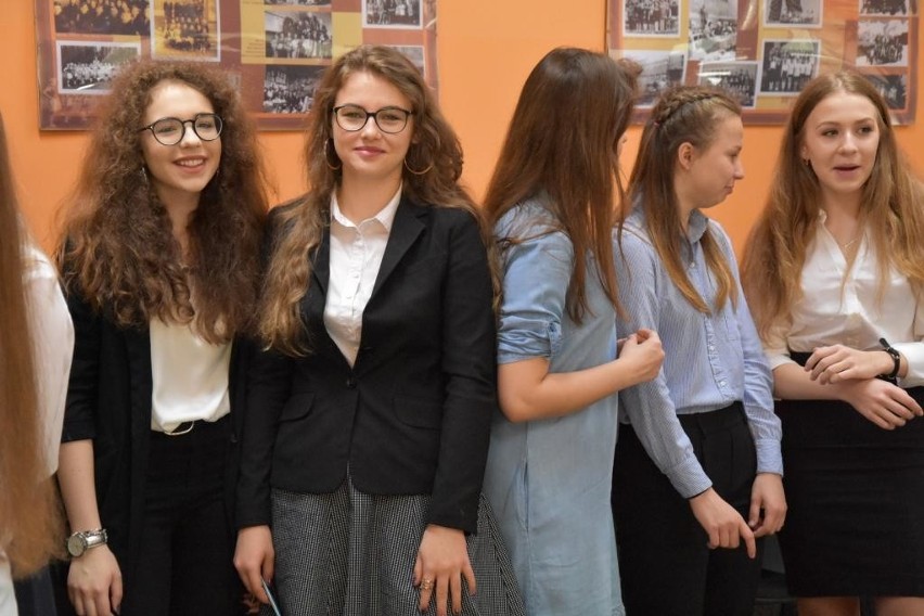 Egzamin gimnazjalny 2018 w Mikołowie. Obawy budzi rozprawka