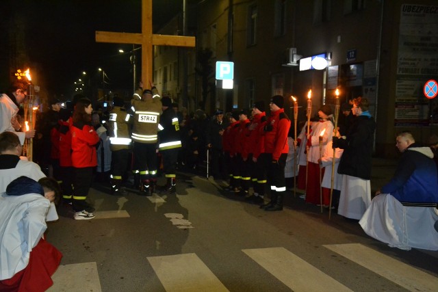 Droga Krzyżowa ulicami Lipna