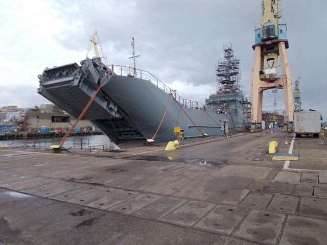 Stocznia Marynarki Wojennej w Gdyni