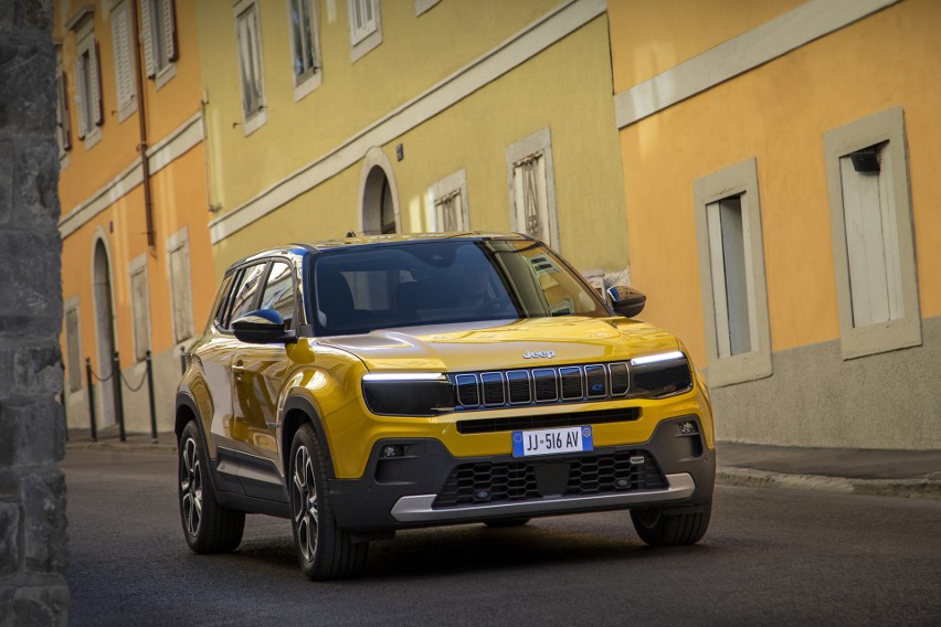 Jeep Avenger z tytułem: Europejski Samochód Roku 2023