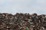 Kolejni podejrzani w sprawie nielegalnego wysypiska śmieci w Strzyżowie usłyszeli zarzuty