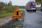 Wypadek w Świdwiu na trasie Sępólno - Więcbork. Volvo dachowało na prostej drodze