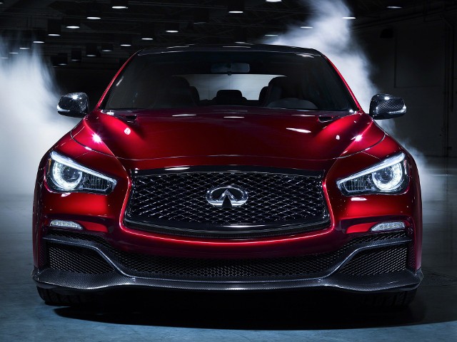 Infiniti Q50 Eau Rouge , Fot: Infiniti