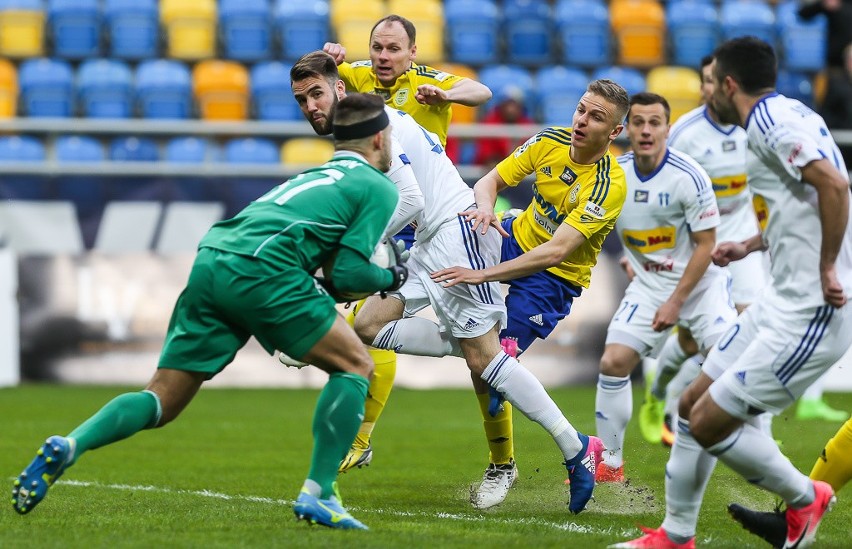 Arka Gdynia - Wisła Płock. Arka straciła dwa punkty. Zadecydował karny w ostatniej minucie [ZDJĘCIA]