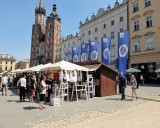 Kraków. Jarmark rzemiosła w Rynku Głównym rozpoczęty. Potrwa do 20 maja