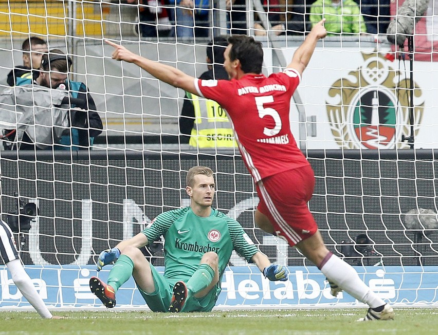 Liga niemiecka. Bayern stracił punkty we Frankfurcie! Tylko...