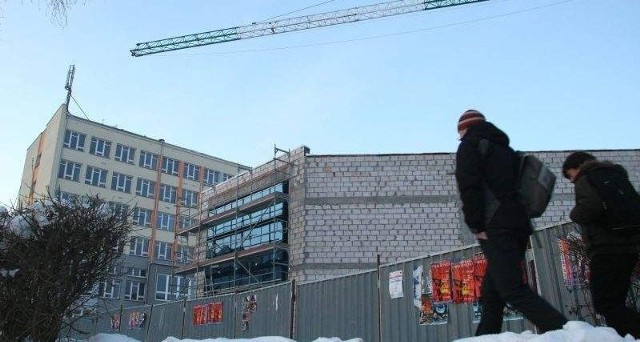 Budowa nowej auli Politechniki Świętokrzyskiej budowana w ramach programu "MODIN II&#8221;.