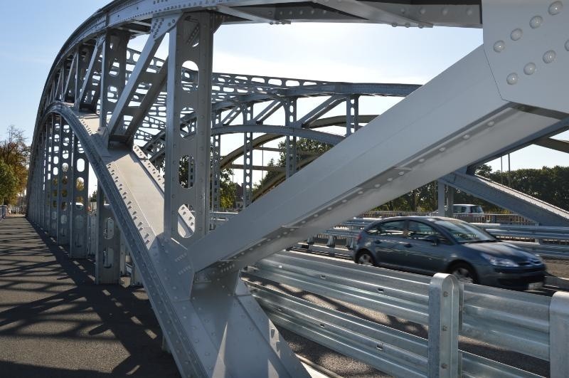 Można już jeździć starym południowym mostem Jagiellońskim
