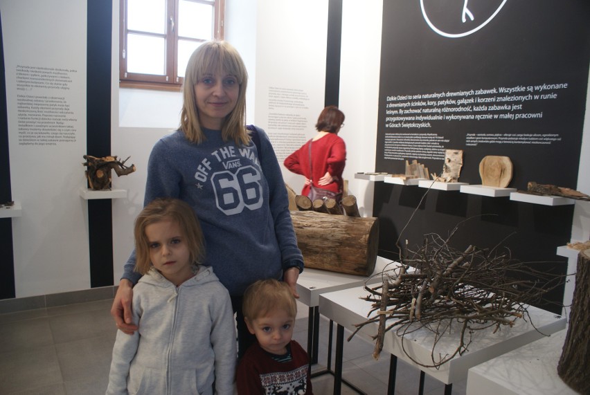 "Dzikie Dzieci" w Kielcach. Jak robić zabawki z kory, gałęzi i patyków? (WIDEO, zdjęcia)