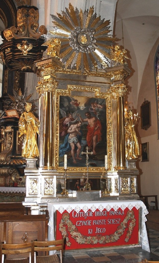 Ołtarz świętego Jana Chrzciciela w kolegiacie w Skalbmierzu po renowacji nabrał nowego blasku.