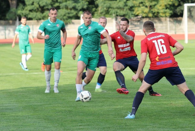 Mecz 1. kolejki IV ligi kujawsko-pomorskiej: Chełminianka Chełmno - Kujawianka Izbica Kujawska.