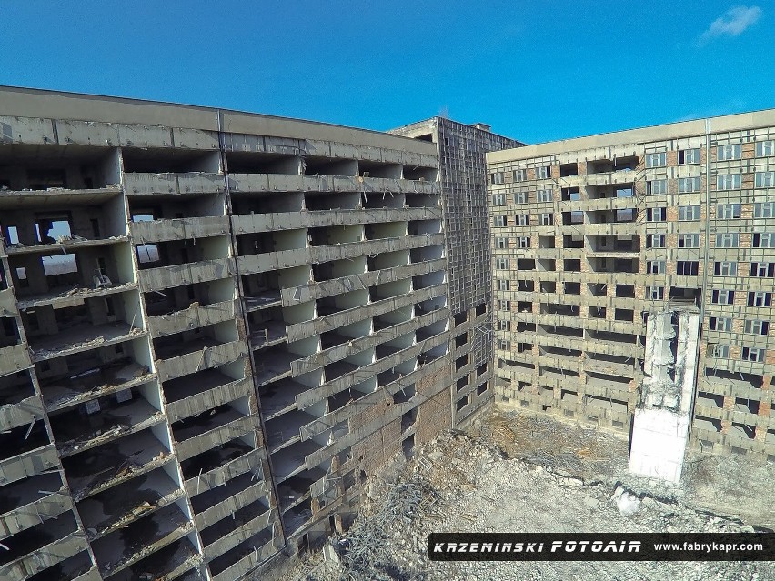 Burzenie Szpitala Religi w Zabrzu z lotu drona