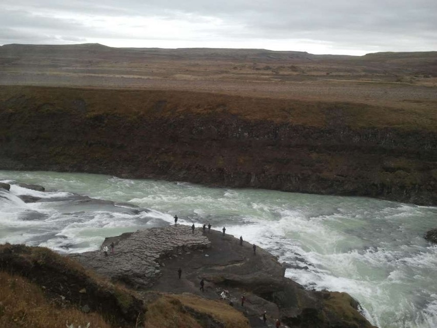 Wodospad Gullfoss - warto było wejść wysoko, żeby go z tej...